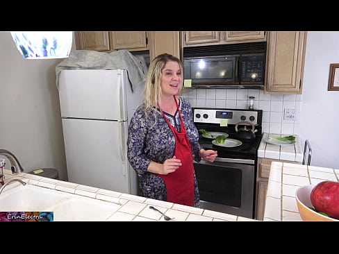 ❤️ Stepmom mulgere eum in culina ante diem suum Anal video at porn la.assistirhentai.ru